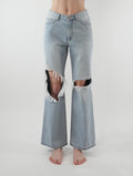 Selfie Destroyed Loosefit Denim