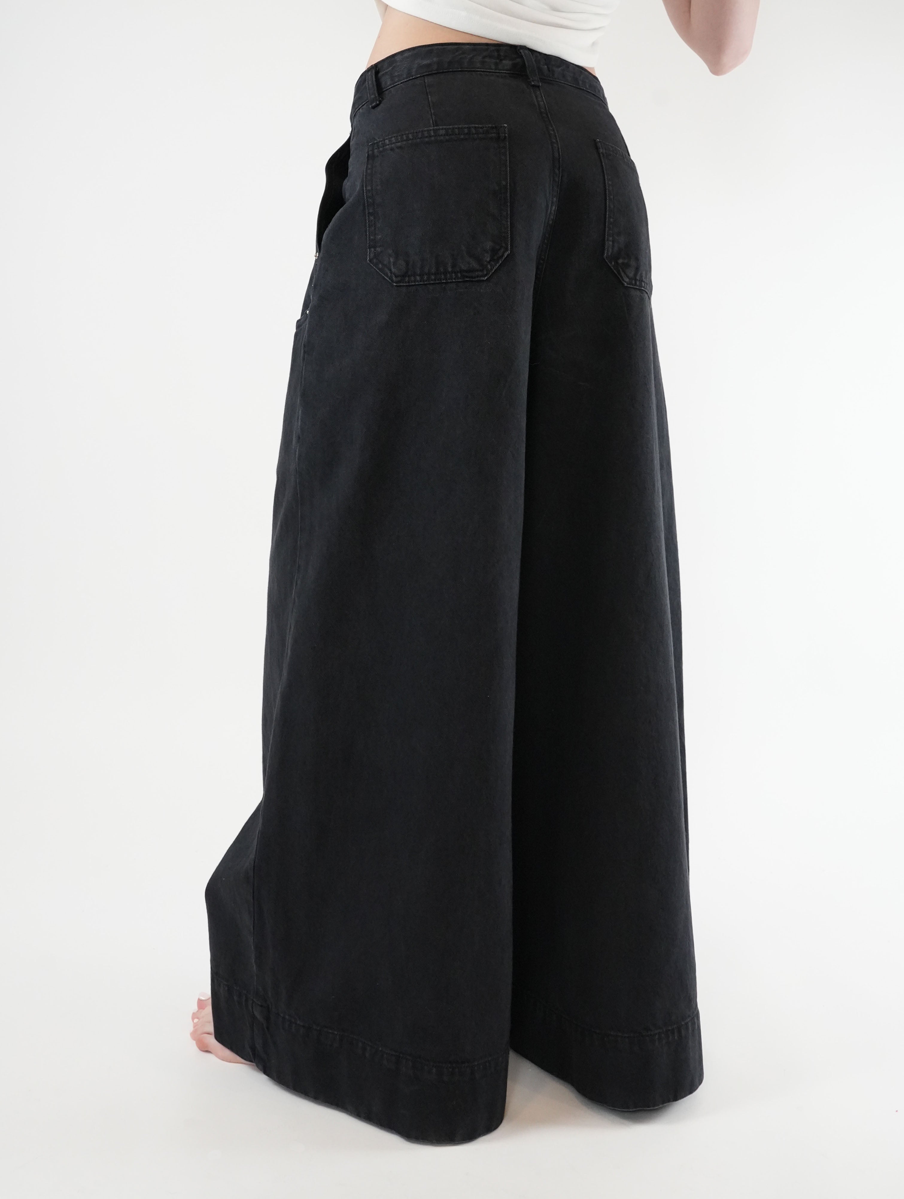 Zola Noir Denim