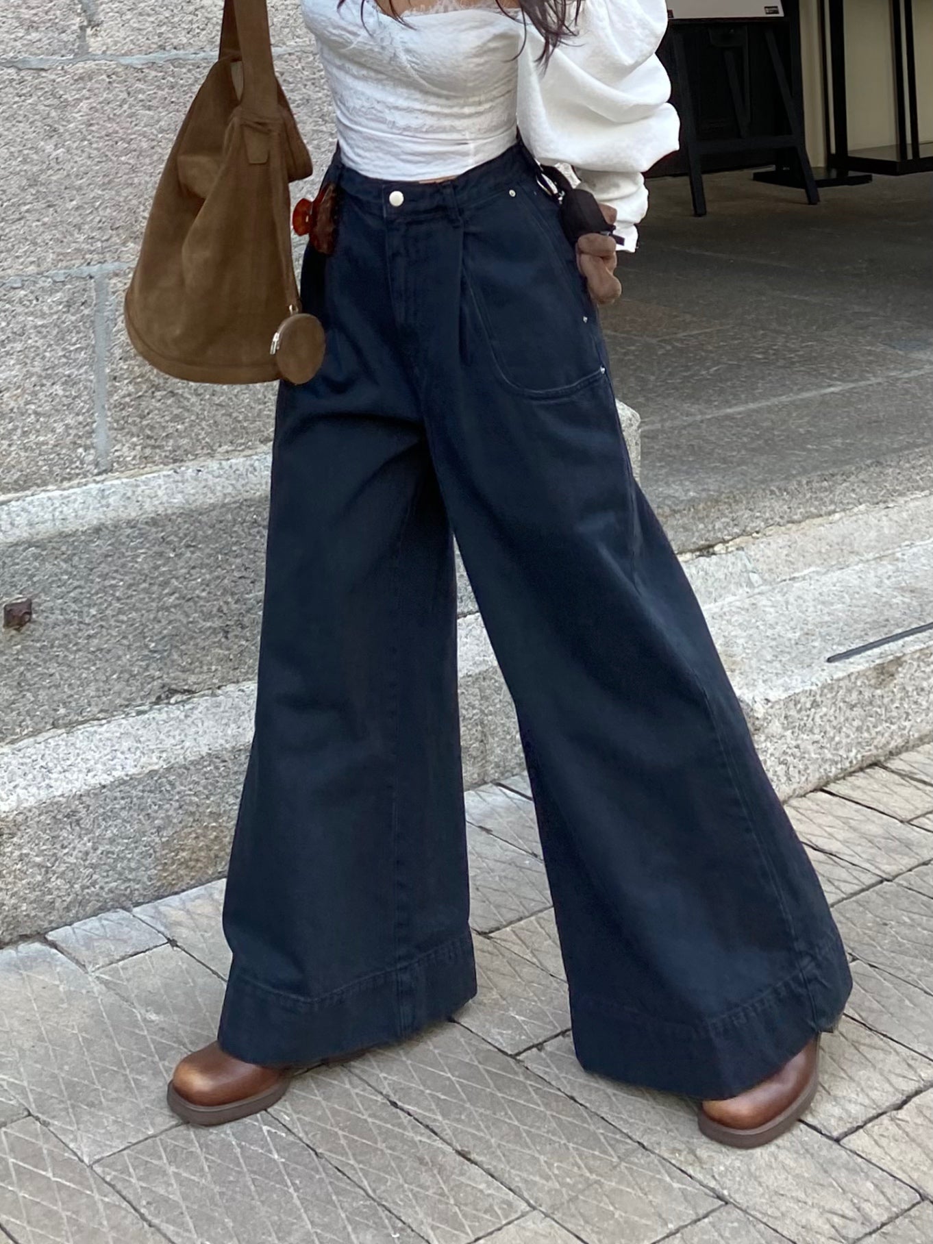Zola Noir Denim