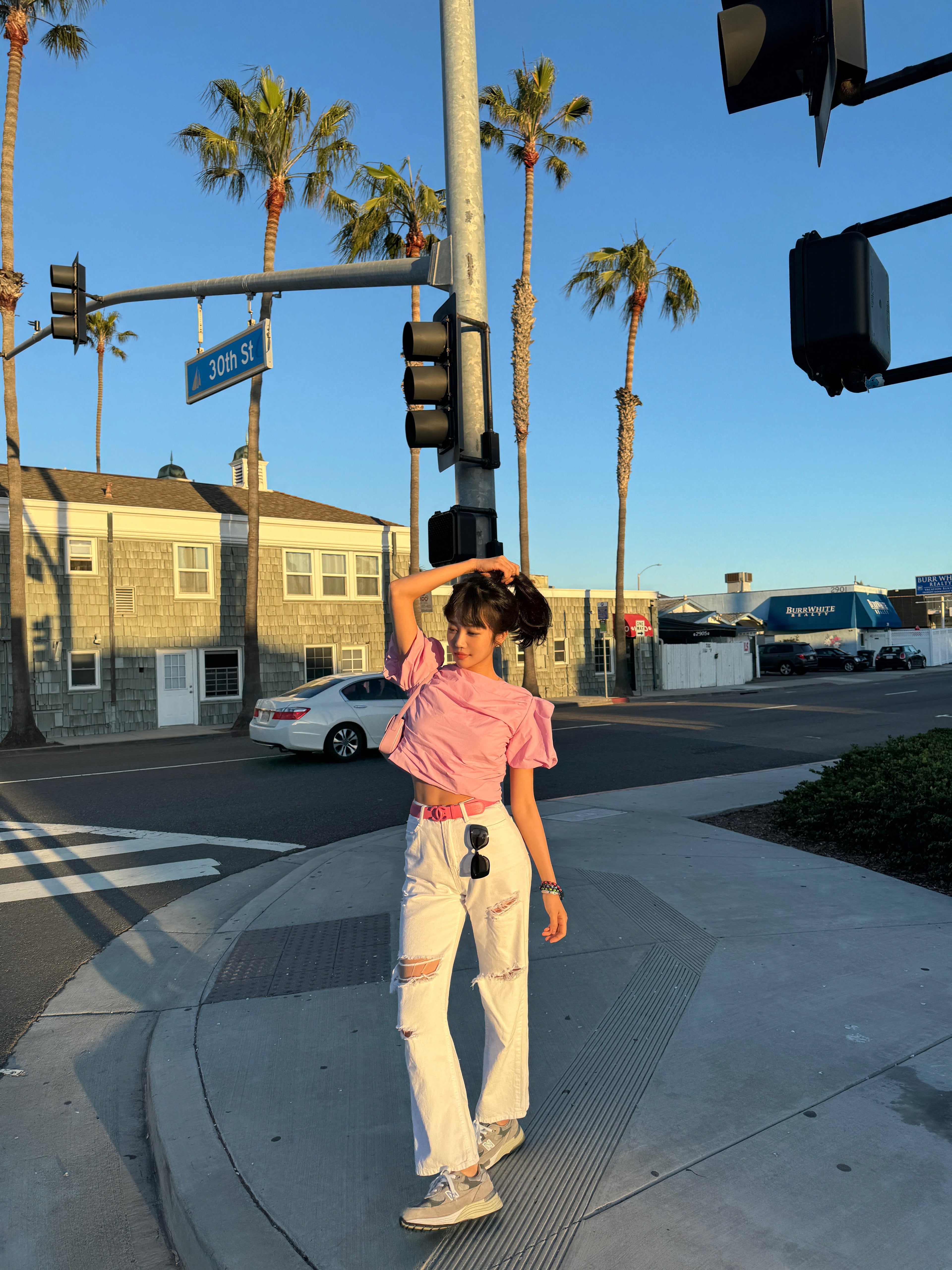 Blanc Destroyed Summer Denim