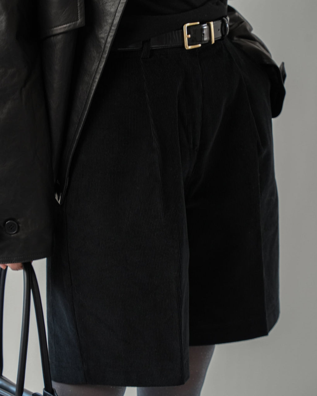 Corduroy Winter Bermuda Pants