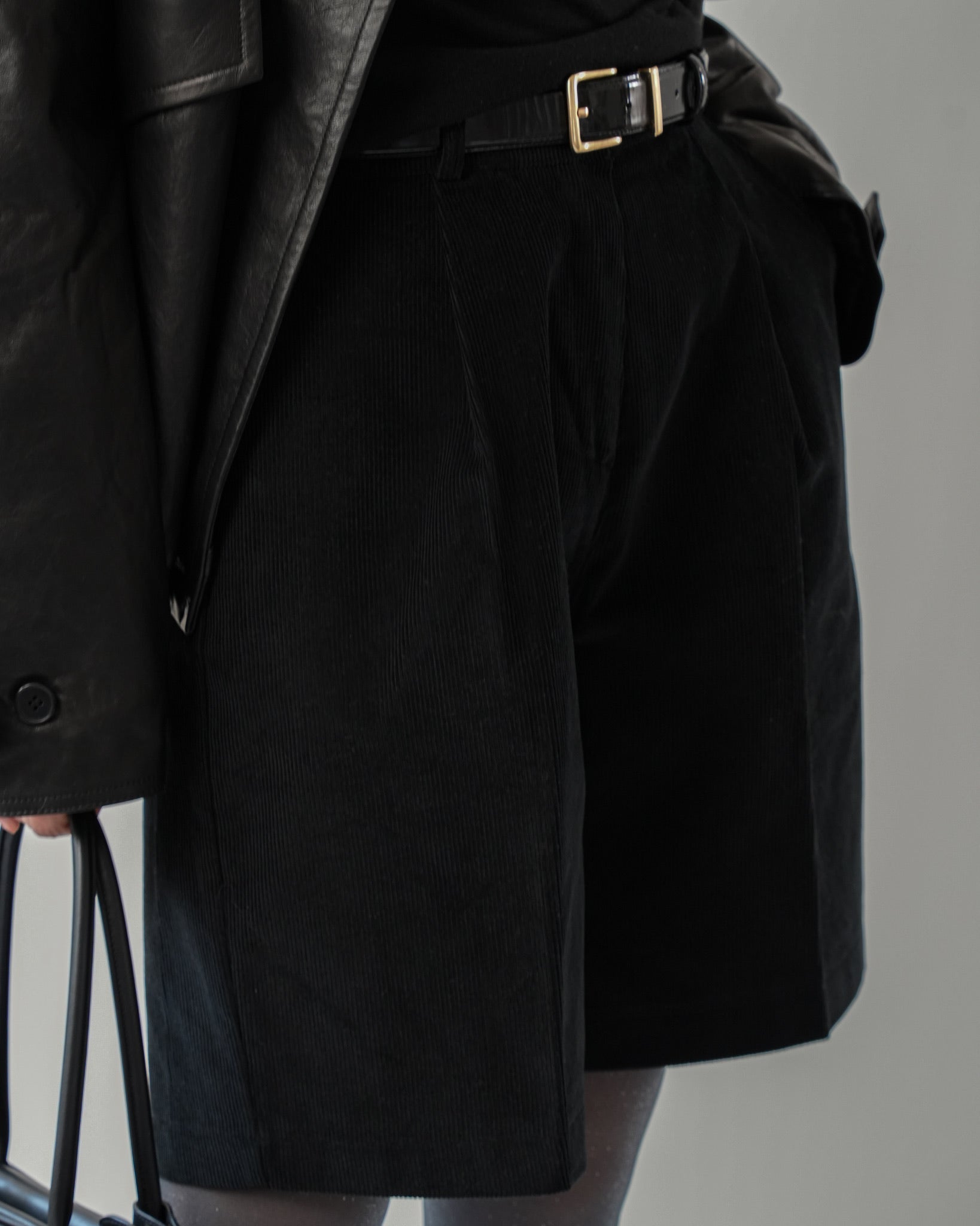 Corduroy Winter Bermuda Pants