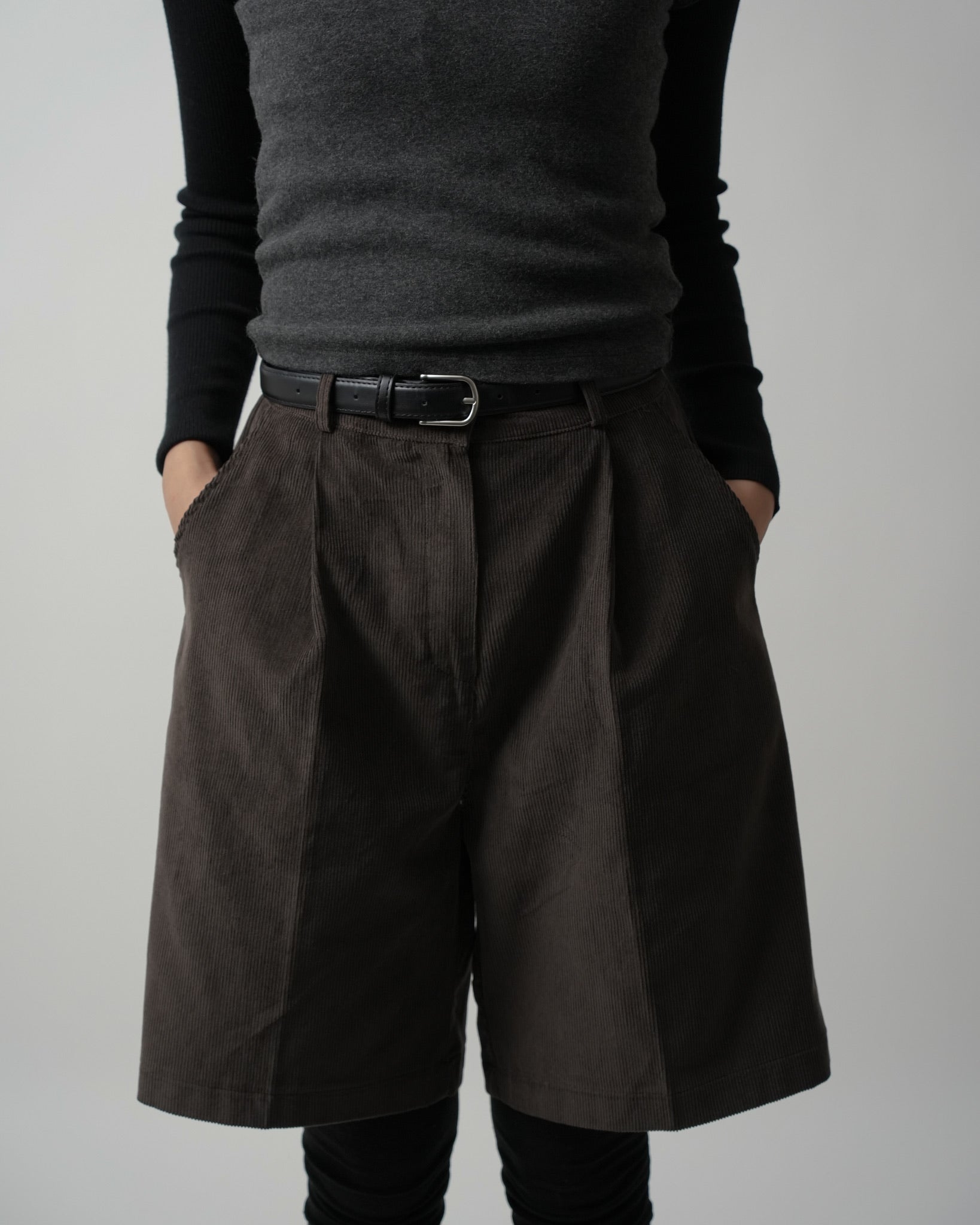 Corduroy Winter Bermuda Pants