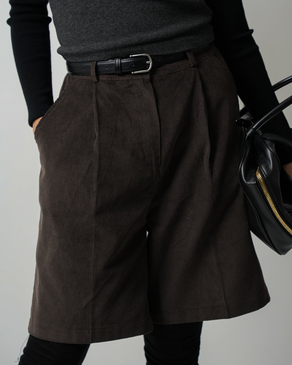 Corduroy Winter Bermuda Pants