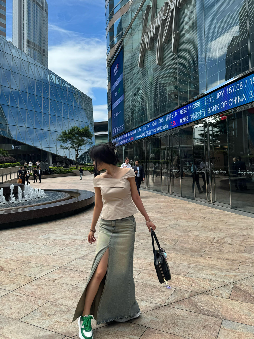 Luce Front Slit Skirt
